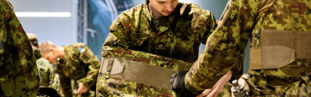 Tartus formeeritud reservväelased said uue lahingvarustuse