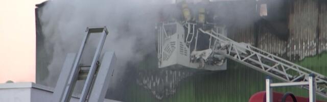 Reporter: Pirita TOP-i kõrval lahvatas leekidesse plekkangaaris asuv lasketiir