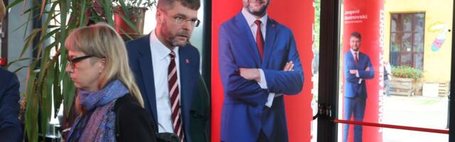 FOTOD | Ossinovski enne erakonna üldkoosolekut: vaid sotsid ja Keskerakond pakuvad valimistel tõsiseltvõetavat valikut