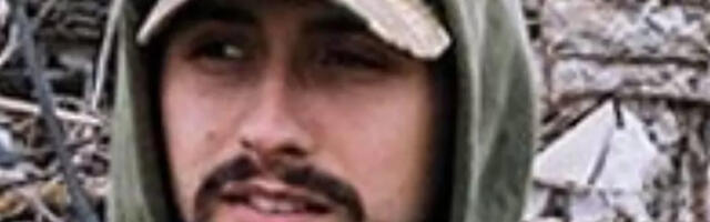 Briti sõduri ema räägib, kuidas tema poeg tapeti Ukrainas omade poolt