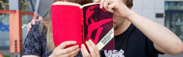 50 aastat tagasi ilmus „Avameelselt abielust“. Seksipoose ei võinud näidata. Milline üllatav asi veel välja jätta tuli?