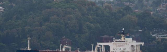 Türgi ranniku lähedal toimusid plahvatused kahel sanktsioneeritud Vene varilaeval