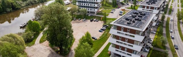 FOTOD | Tartu müüb Emajõe kaldal kinnistu, kuhu võib ehitada kuni 8-korruselise korterelamu