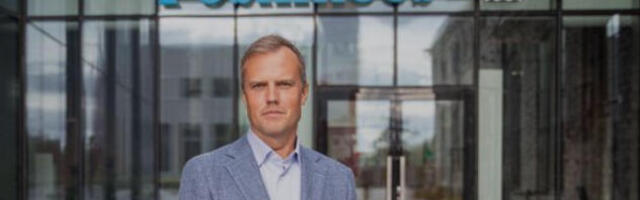 Miks  Postimehe juhatuse liige Toomas Tiivel hoiab enda telefonis intiimseid väikelaste pilte?