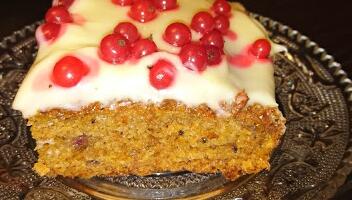 Pehme piparkook toorjuustuglasuuriga