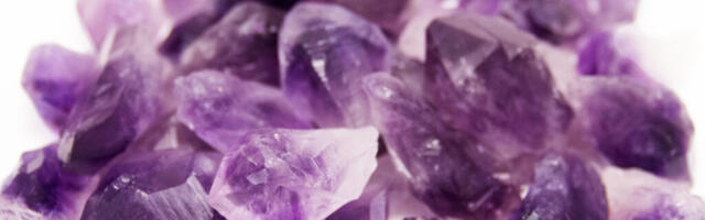 Teisipäev 7 aprill 2026 kristalliks on ametüst