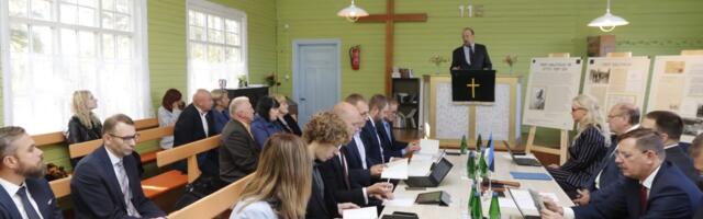 Valitsus peab neljapäeval istungi Põgari palvemajas