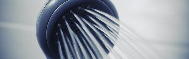 OLULINE: Arst hoiatab: kui teed seda duši all, lõpeta kohe!