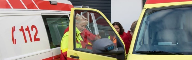 Erakorralise meditsiini osakonna koormus on suvele tavapäraselt kasvanud, lisaks on pöördujate seas koroonahaigeid