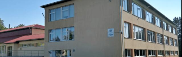 Koonga lapsevanemad tahavad iseseisvat kooli