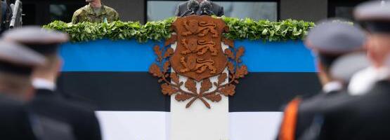 President Karis võidupühal: Eestit kaitseb meie tahe, meie võimed ja liitlased