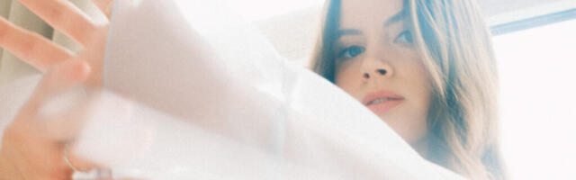 KUULA LUGU | Karmen Telvik vaatab värske singliga “Shine Through” suvele igatseva pilguga järele