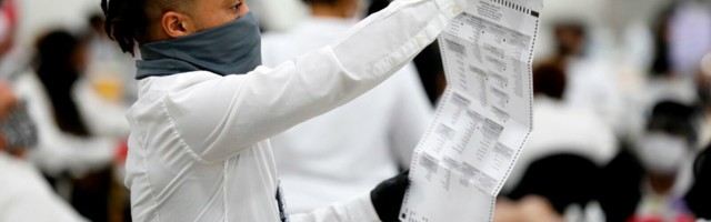 Trumpi näiline edu kahanes viigiks, tulemus jäi suurlinnade otsustada