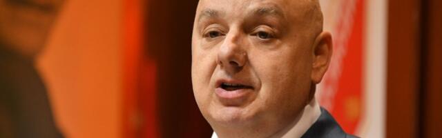 Zukić i Zbljić: "Apel gradonačeniku Mićinu da se sredi severna tribina 'Karađorđa' u Novom Sadu"
