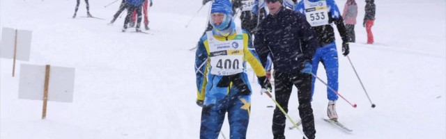 Reporter: President Kersti Kaljulaid pani Tamsalu-Neeruti maratoniks suusad alla