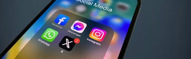 Now, Centre Mulls Age-Based Restrictions For Social Media Use: Report