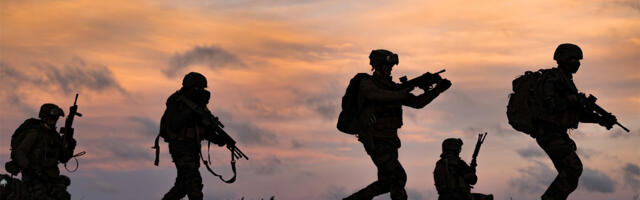 Meedia: Tahte koalitsioon hakkab salajasel kohtumisel arutama sõdurite saatmist Ukrainasse