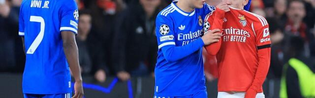 Jalgpalli MMil hakkab kehtima uus reegel_ rääkimise ajal suu katmine toob mängijale punase kaardi