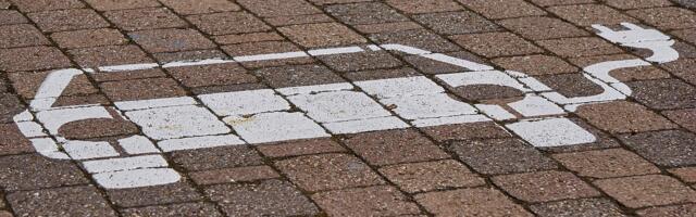 Konkurentsiamet alustab elektriautode laadimisvõrgustiku turuanalüüsiga