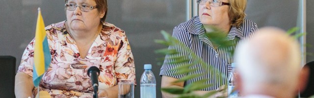 Narva uute linnajuhtide valimine lükkub detsembrisse