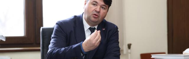 "NEĆE SE DESITI NIŠTA OD ONOGA ŠTO BLOKADERI PRIŽELJKUJU DA URADI EU" Vladan Petrov za Kurir: Država će uraditi sve što treba jer je to u interesu naših građana