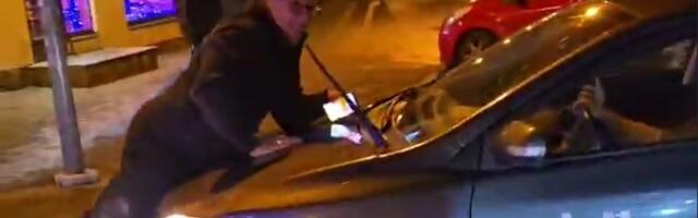 VIDEO | Tallinnas üritas Uberi sohver Forus Takso juhti alla ajada pärast tüli vastassuunas sõitmise pärast