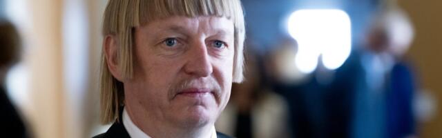 FOTO | Kuidas meeldib? Rain Epler disainis Maiuspala kommikarbi kaanele enda näo