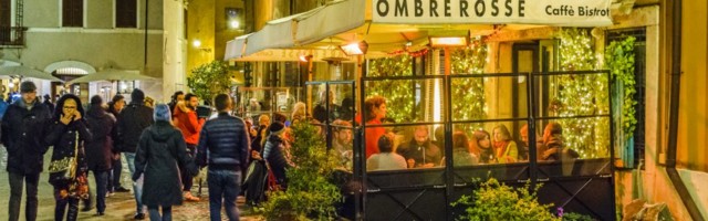 Kodanikuallumatus kogub tuure: Itaalia restoraniomanikud hoiavad uksi lahti, et elus püsida