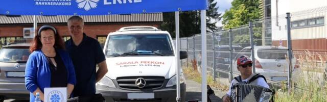 Ka EKRE hingas Viljandis folgirütmis