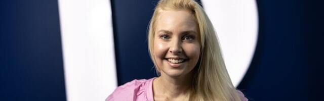 KUUMAD FOTOD | Piret Järvis näitab peaaegu paljast keha