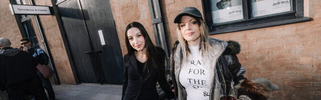 Galerii: Temnikova ja Kasela galerii uus näitus uurib ajaloo lavastamist