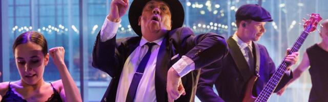 ARVUSTUS | „Vahtra hääl ja üllas kuu“. Lavastus, mille järel kõlas kaheksaminutiline aplaus