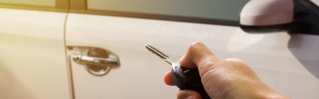 Varas kardab varast ja lukustab vargile tulles oma auto uksed