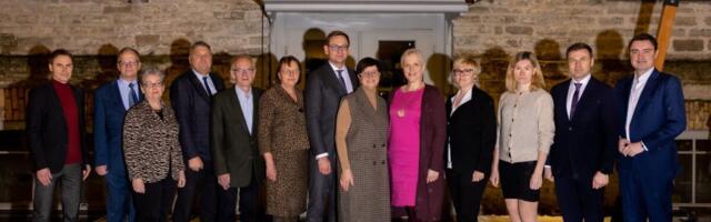 PILT: ministrite õhtusöök Michelini soovitatud restoranis