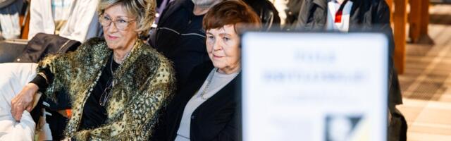 FOTOD | Viru keskuses esitleti Heldur Karmo elulooraamatut