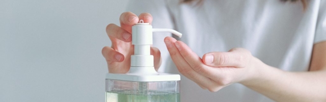 Repliik: Aitab sellest meeletust desinfitseerimishullusest!