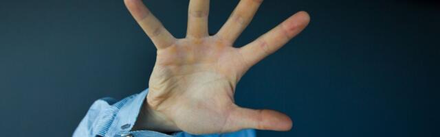 Personalijuht eesliinil | Aita töötajal vältida finantspettuste ohvriks langemist