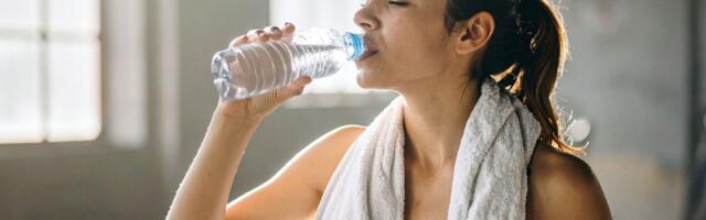 Väsimus, peavalu, kuiv nahk? Need 10 märki näitavad, et jood liiga vähe vett