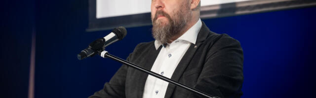Valmar Veste: “Mis edasi? Kas paatidega tänavatele?”