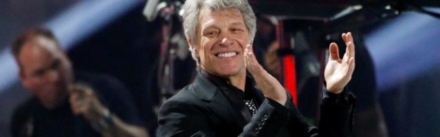 Jon Bon Jovi vananemisest: mu juuksed lähevad halliks ja mind see ei sega