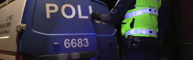 Reporter: Purjutajatele mõeldud kambris on isegi madrats!