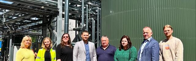 Valga valla esindus külastas Fibenoli katsetehast