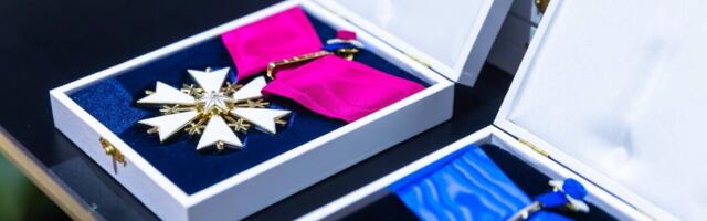 President tunnustab teenetemärgiga 18 tervishoiupersooni