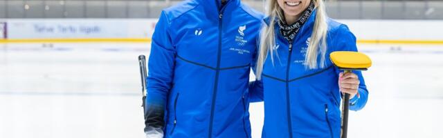 FOTOD JA VIDEO | Polegi lihtsalt põranda nühkimine? Olümpiasportlased Kaldvee ja Lill tutvustasid tartlastele kurlingut
