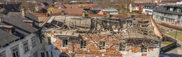 Viljandi vanalinna tondilossid kaotasid talvega katuse ja tükke fassaadist