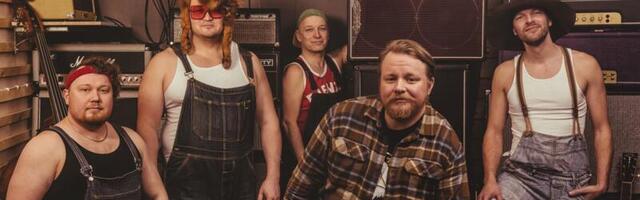 „Pange kaabud pähe, tuleb vägev pidu.“ Soome kantrisensatsioon Steve’n’Seagulls astub üles Urissaare Kantril