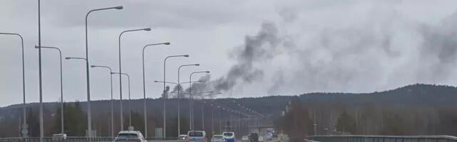Soomes kukkus sõjalennuk alla