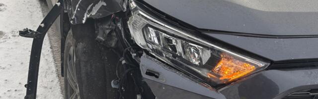 Põlvamaal juhtunud liiklusõnnetuses raskelt viga saanud naine suri haiglas