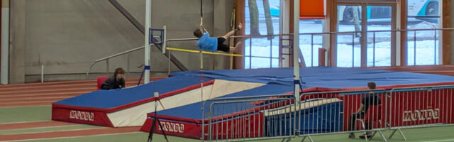 Kuu­sa­lu koo­li õpi­las­te­le TV 10 olüm­pias­tar­ti võist­lu­selt 2 pje­des­taa­li­koh­ta