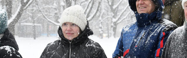 PÄRNU VAASA PARGIS TERVITATI LIPUHEISKAMISEGA SOOME ISESEISVUSPÄEVA